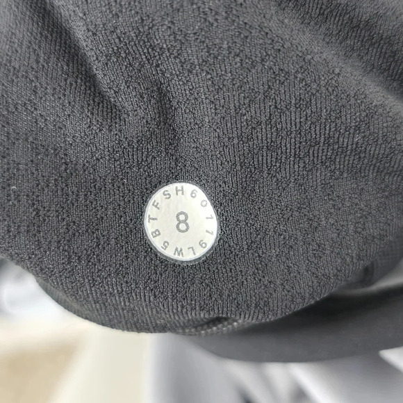 Lululemon Sz 8 Sleek & Strong Tight Leggings Diffuse Starlight Black Speckled - Picture 14 of 15